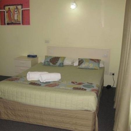 Twin Pines Motel Mooloolaba Eksteriør bilde