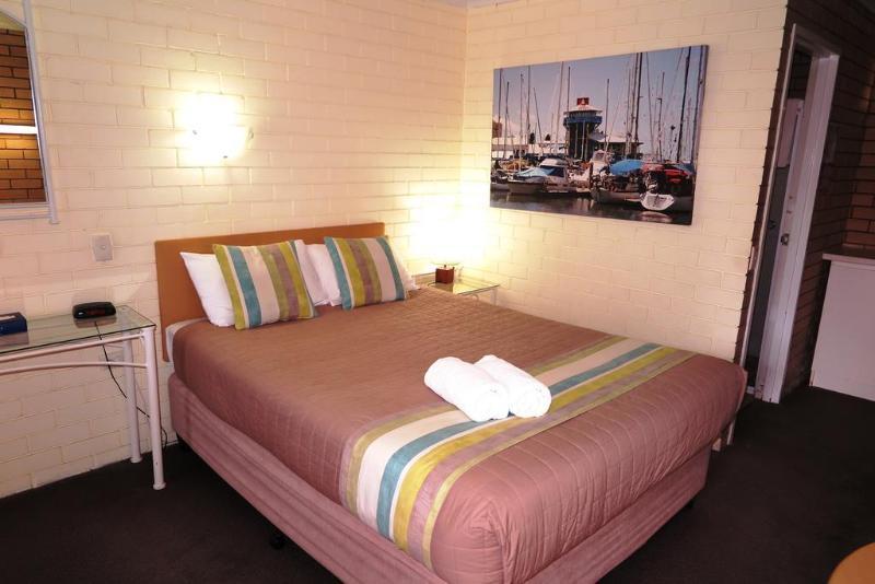 Twin Pines Motel Mooloolaba Eksteriør bilde