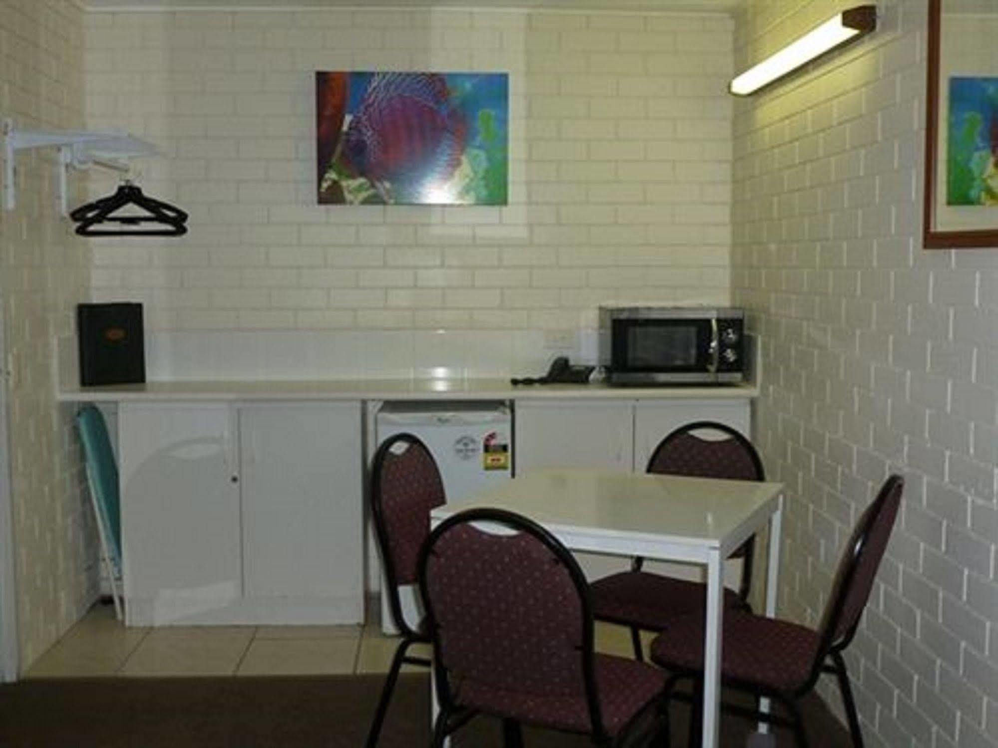 Twin Pines Motel Mooloolaba Eksteriør bilde