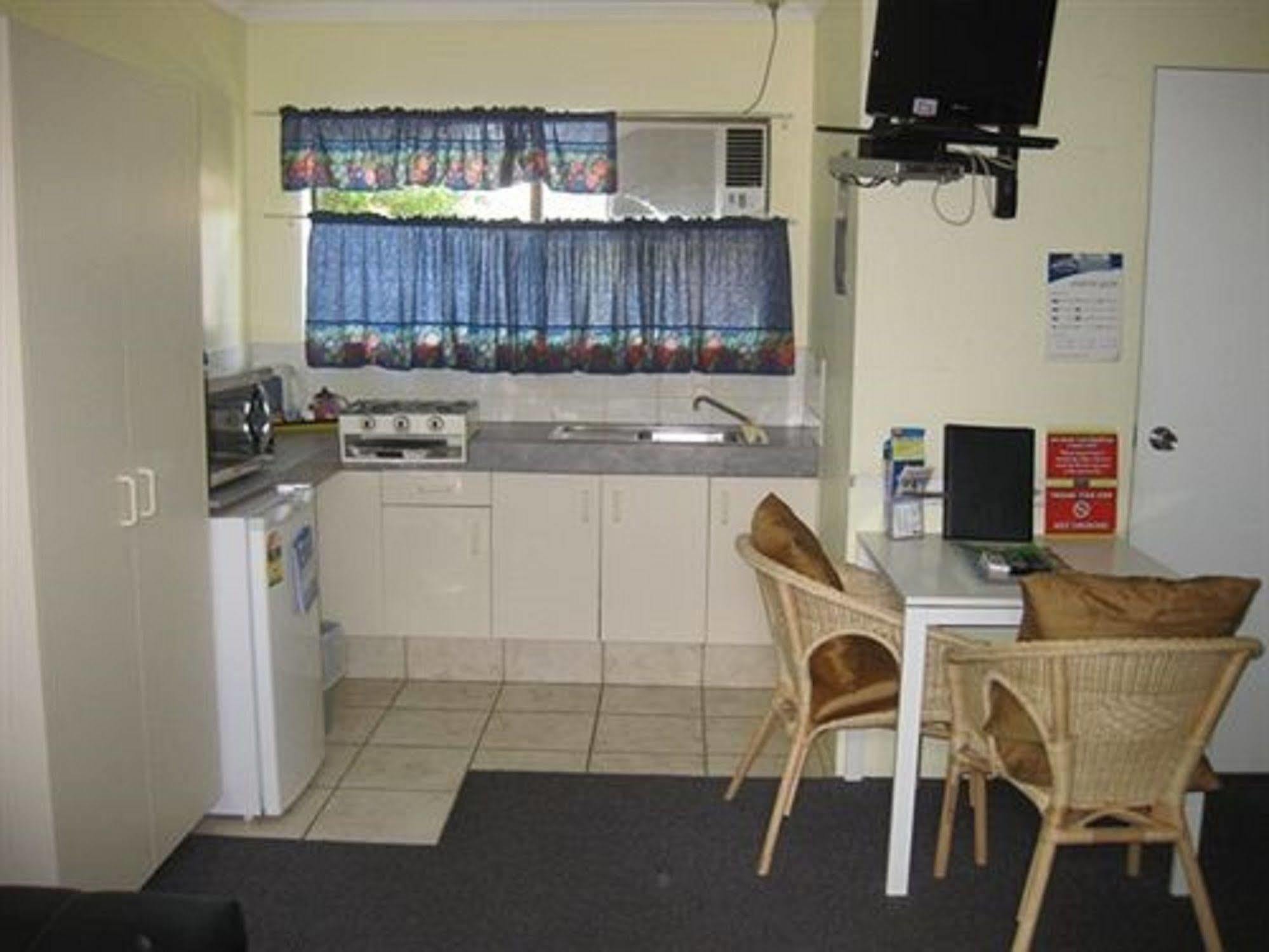 Twin Pines Motel Mooloolaba Eksteriør bilde